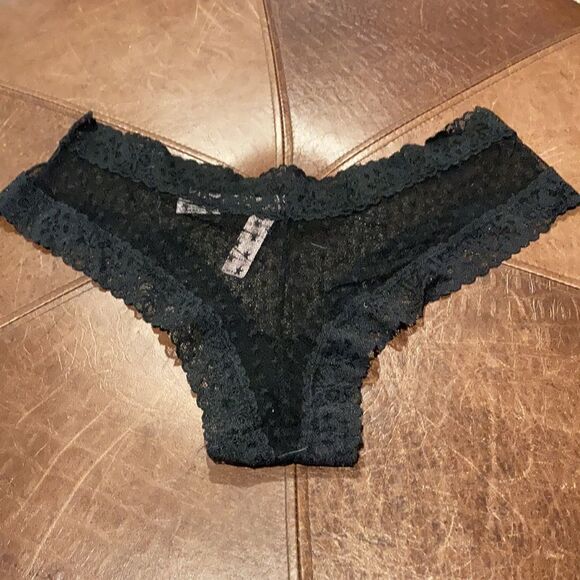 VICTORIA’s SECRET Cheeky Lace Panty Black XL NWT - Picture 3 of 4